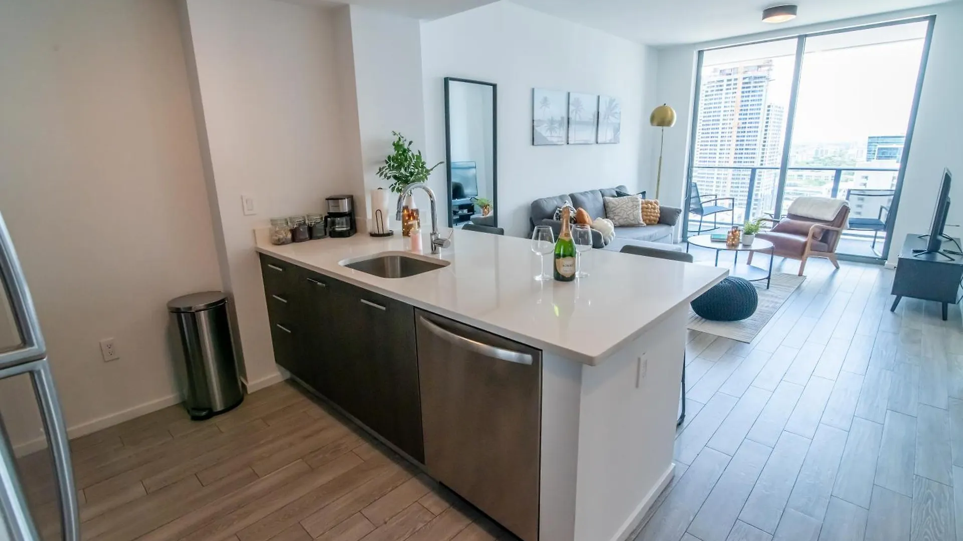 Luxurious King Bed In Downtown * 마이애미