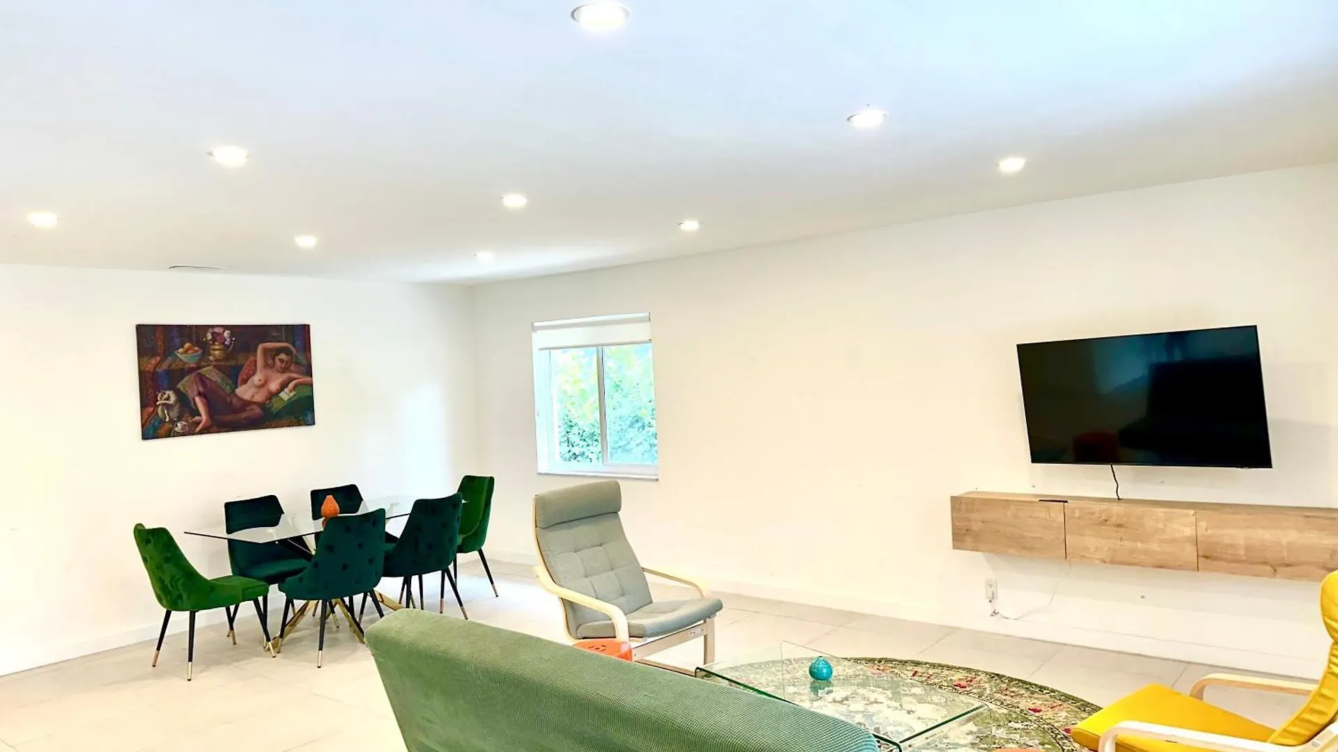 24 Guests Luxury House With Pool & Gazebo!