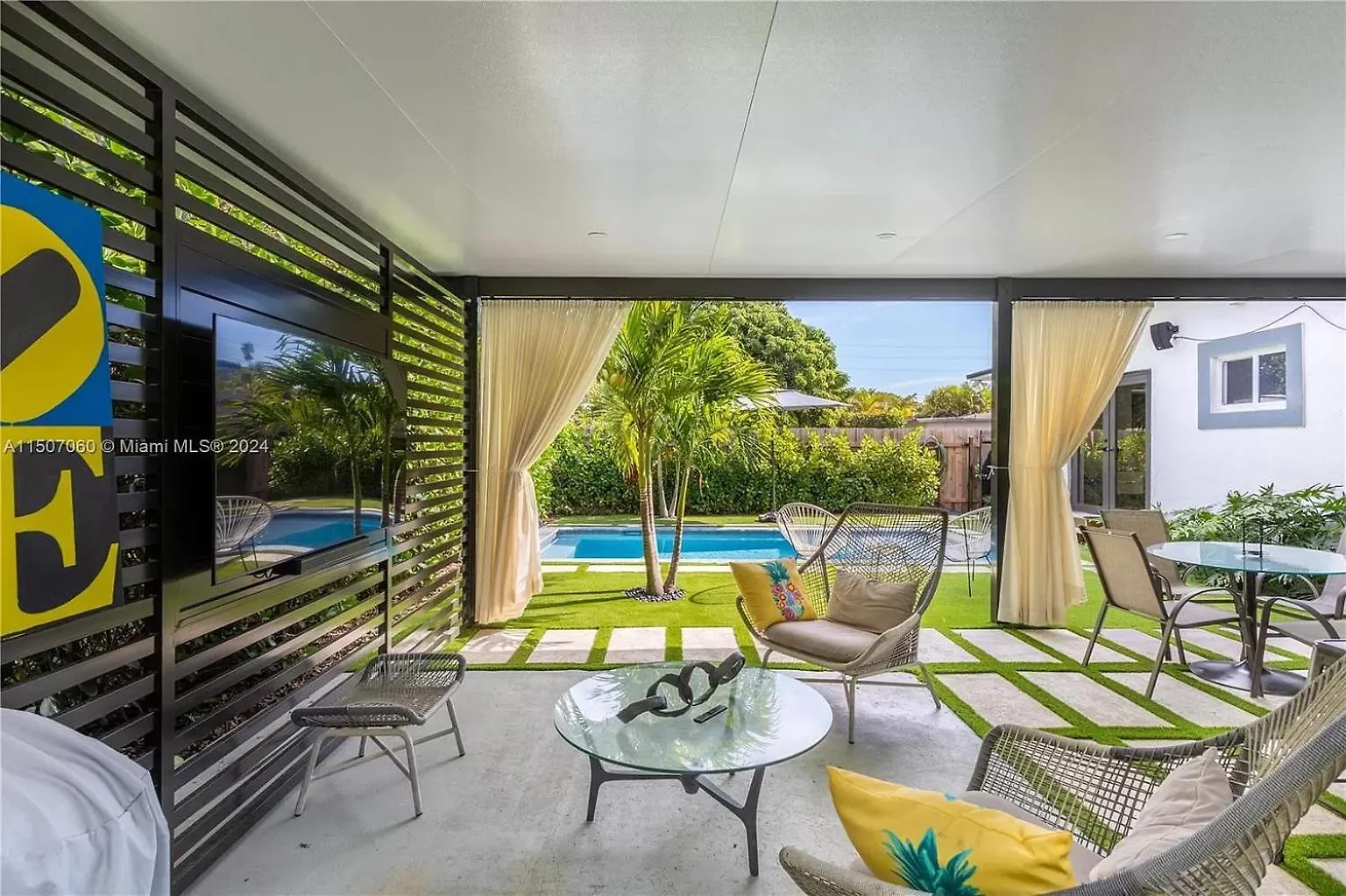 24 Guests Luxury House With Pool & Gazebo! Сasa de vacaciones