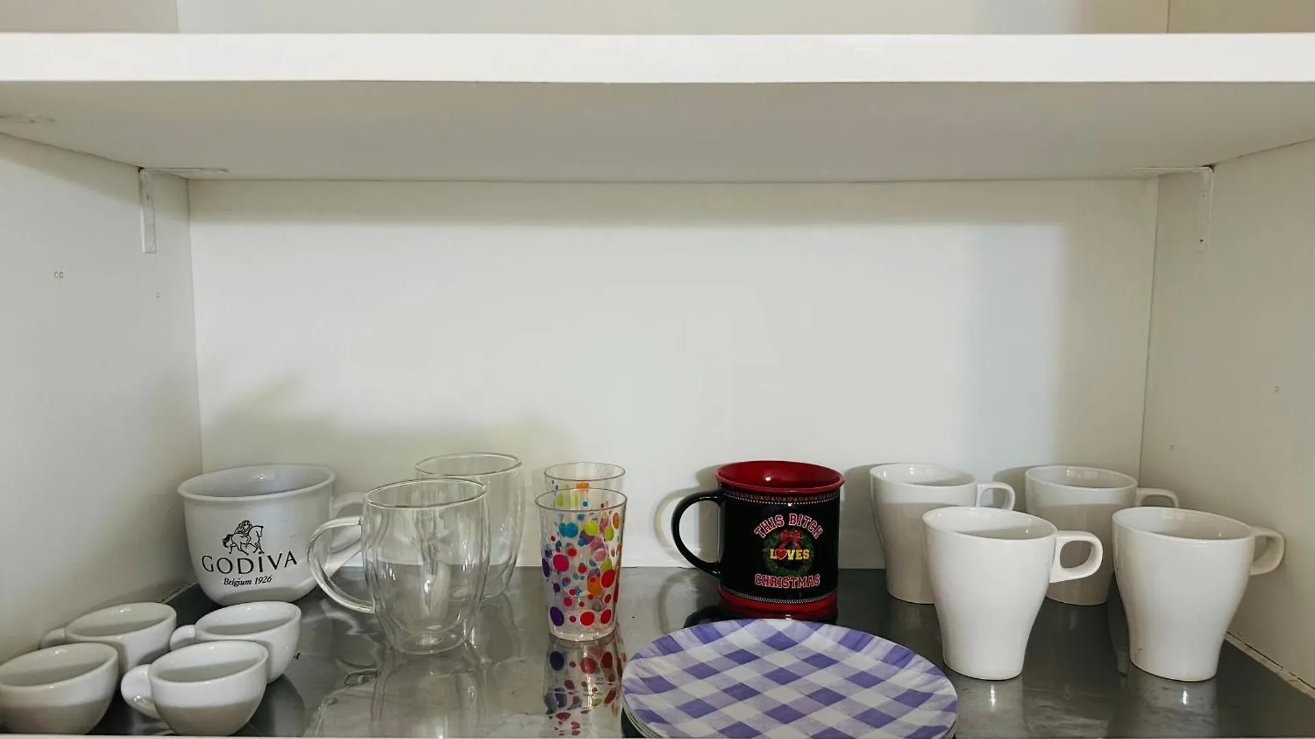 Apartment Lovely With Free Parking *