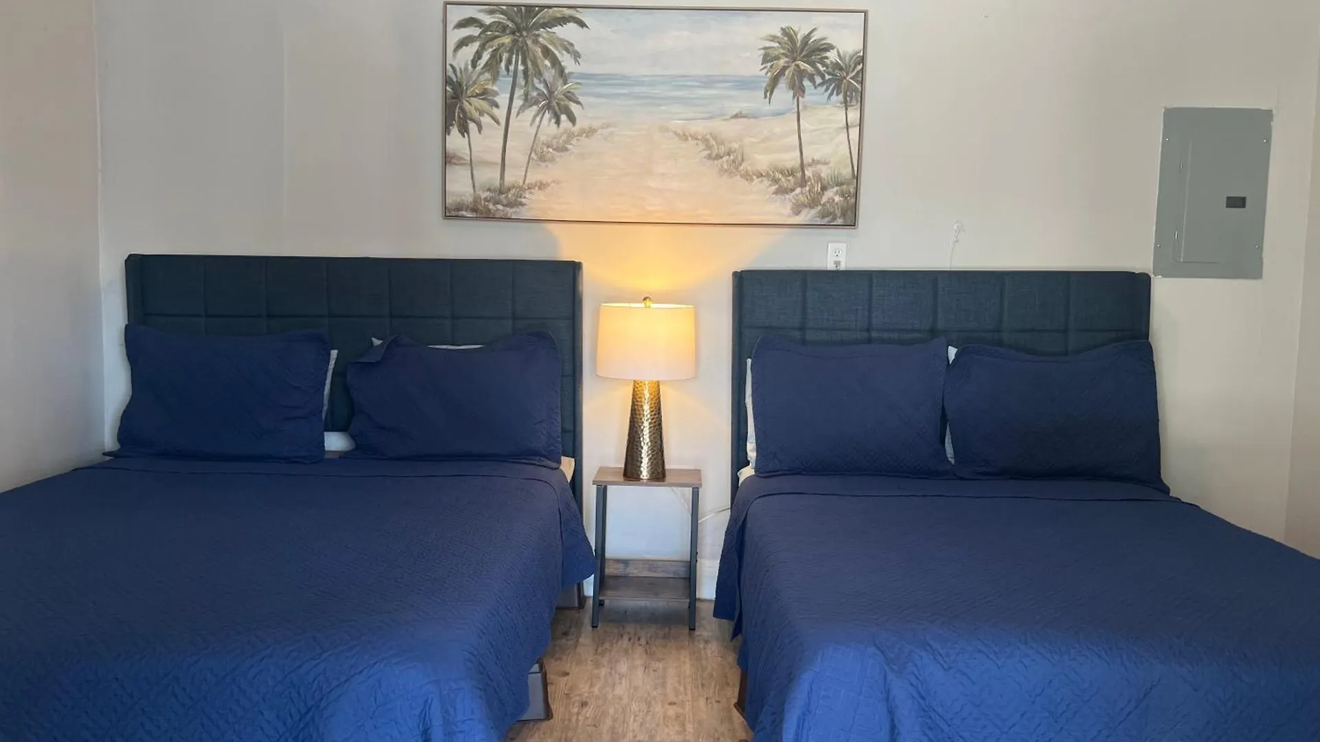 Coral Gable Studio & House Free Parking & Wifi *