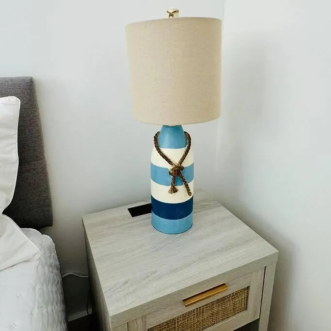 Brand New! Lovely 1 Bedroom With Pool By The Apartment Miami