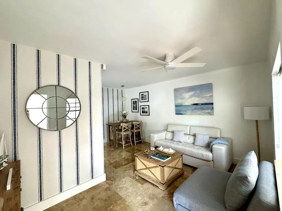 Brand New! Lovely 1 Bedroom With Pool By The * Miami