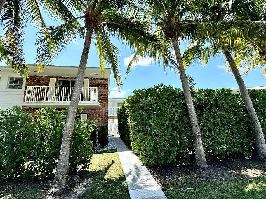 Brand New! Lovely 1 Bedroom With Pool By The Apartment Miami