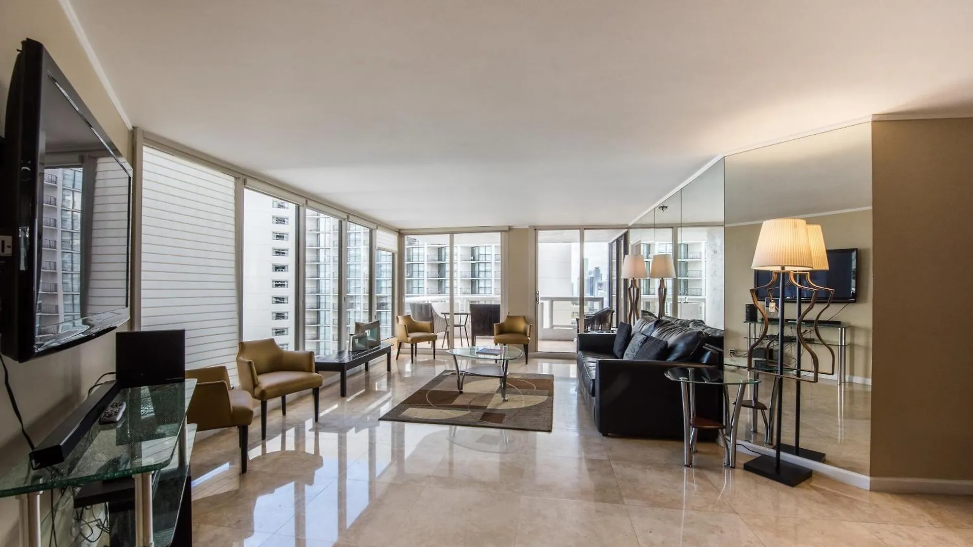 Serene Two-bedroom Bay View Apartment Miami
