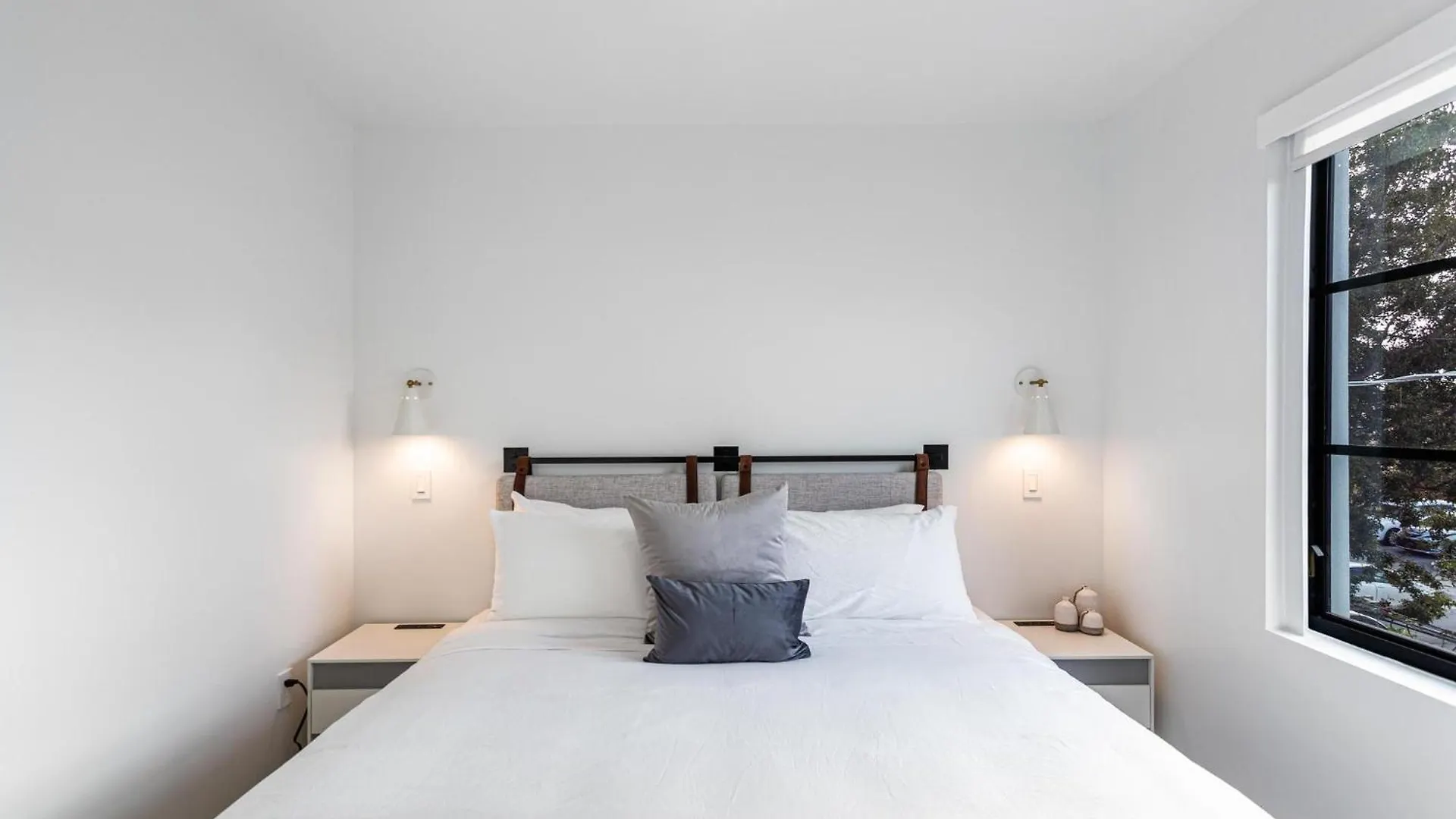 Apartment Lux Retreat By Renzzi