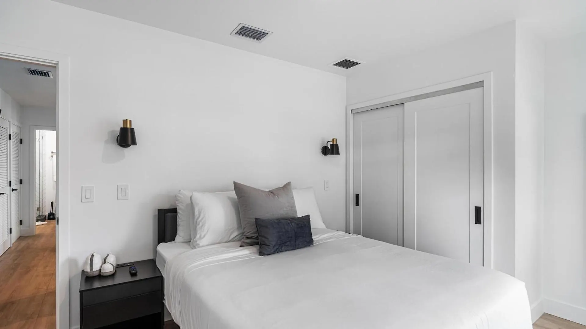 Apartment Lux Retreat By Renzzi *
