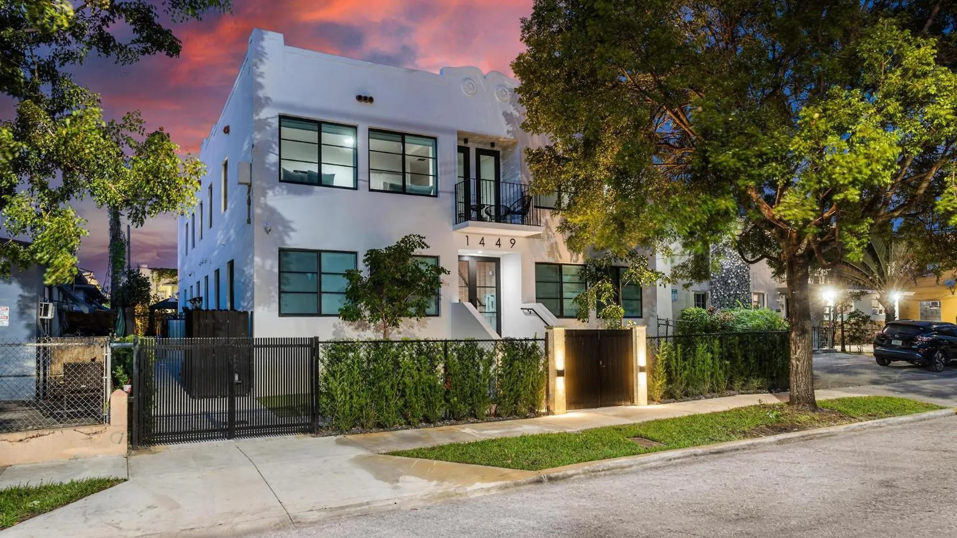 Apartment Lux Retreat By Renzzi Miami
