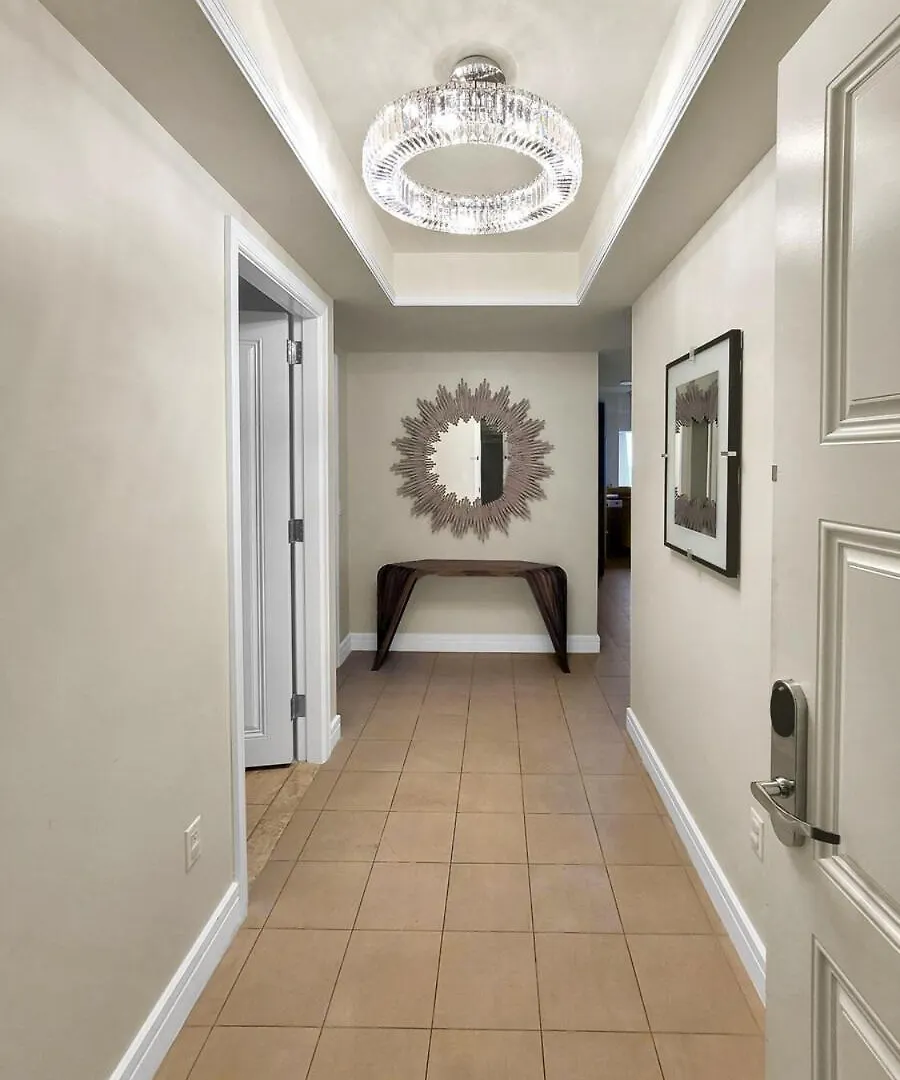 2 Bedroom Or King Studio Suites Four Seasons Hotel Miami Free Wi-Fi & Free Parking Miami