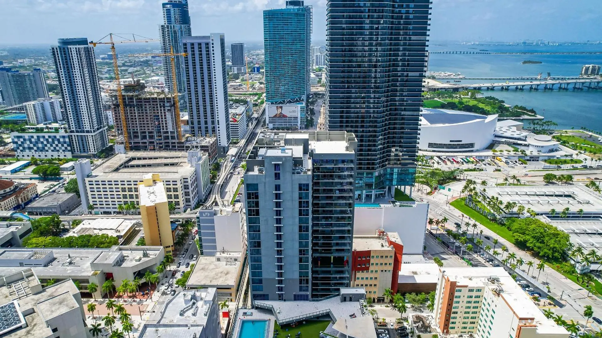 Amazing Location In The Heart Of