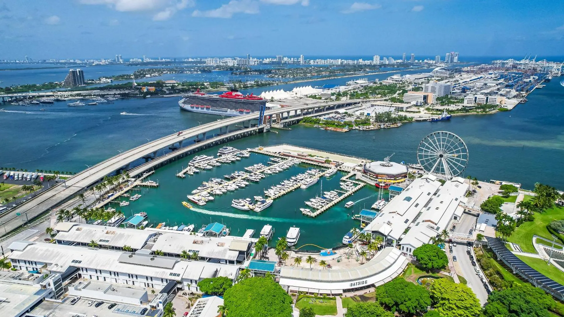 Amazing Location In The Heart Of * Miami