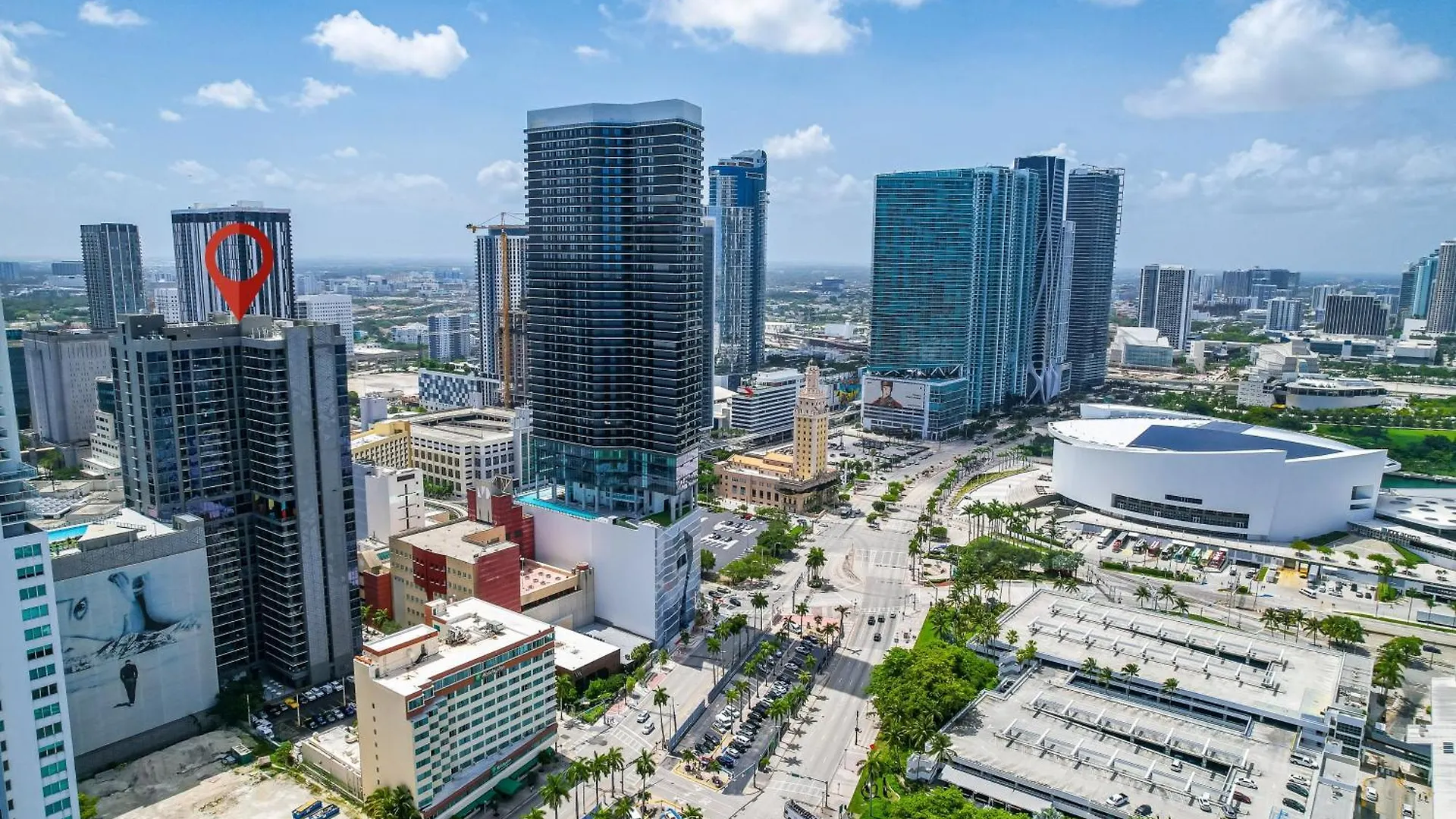 Amazing Location In The Heart Of * Miami