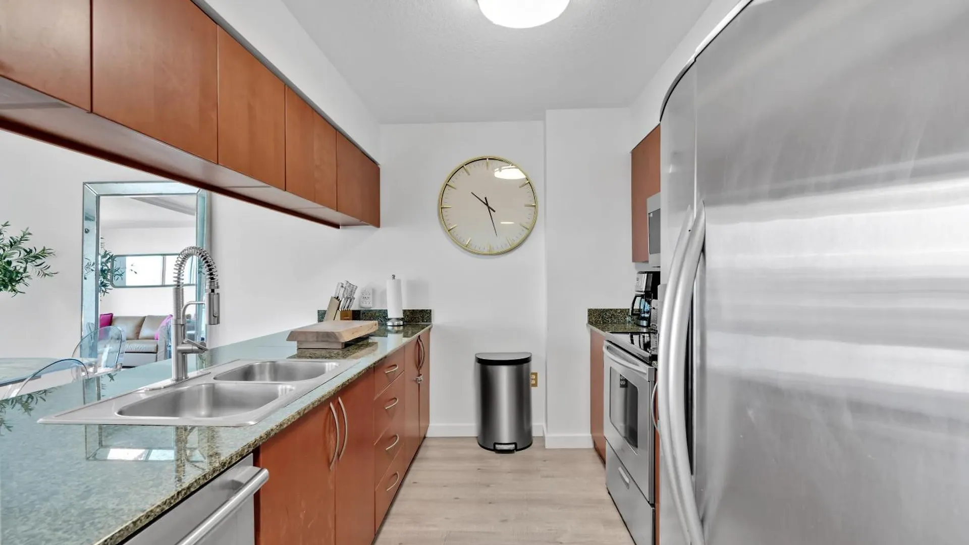Oceanside Penthouse In Brickell Miami, Pool, Free Parking Apartment