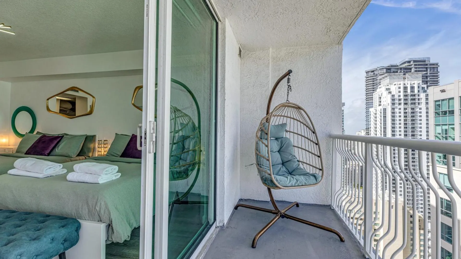 Oceanside Penthouse In Brickell Miami, Pool, Free Parking Apartment Miami
