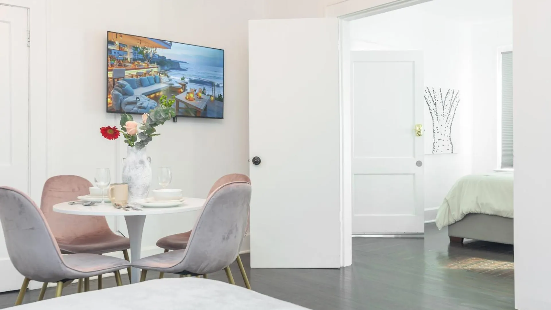 2-bdrm -heart Wynwood & Edgewater- Private Parking