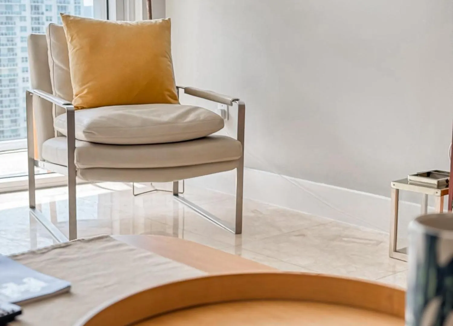 W Luxury High Rise Apartment Miami