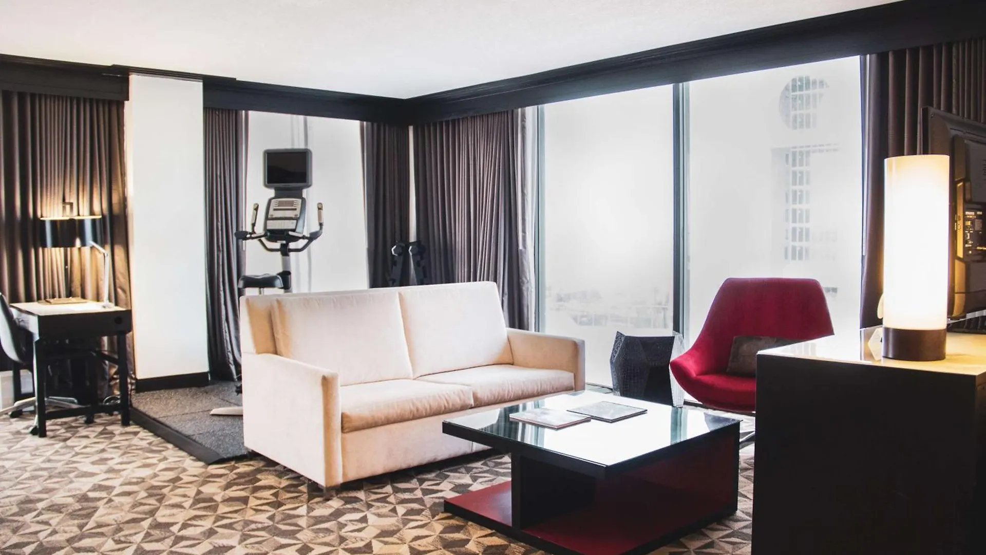 Otel Hilton Downtown 4*