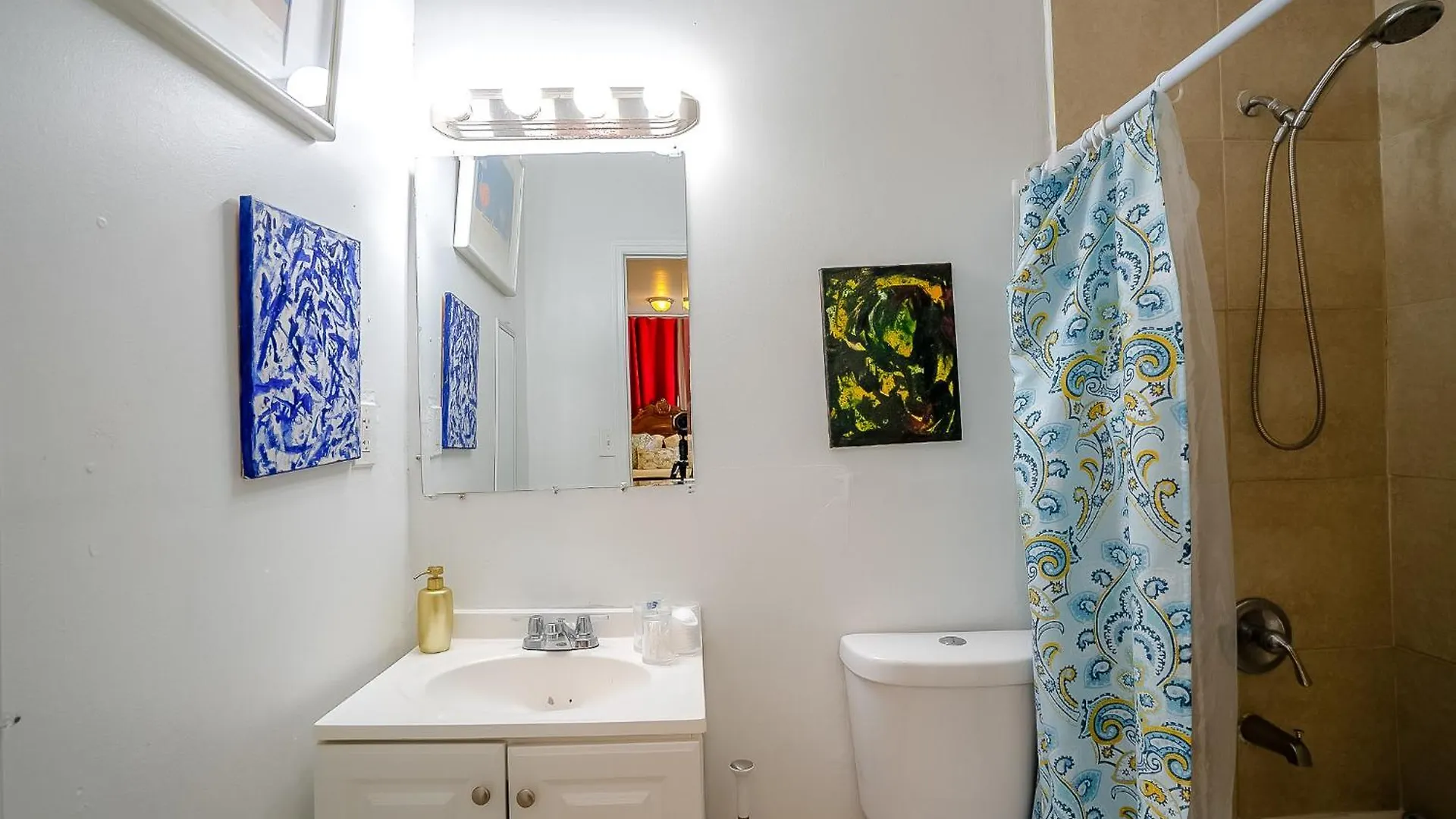 Cheerful 4 Bedroom With Free Parking Holiday home Miami