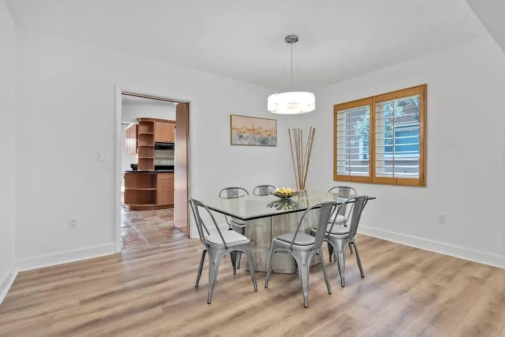6 Bedrooms Oasis Treat With Oversized Pool, 9 Minutes To The Villa Miami