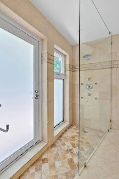 Villa 6 Bedrooms Oasis Treat With Oversized Pool, 9 Minutes To The Miami