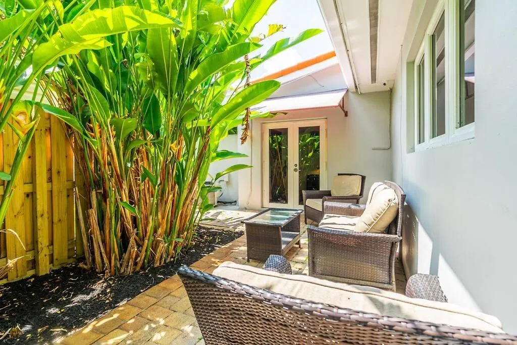 ヴィラ 6 Bedrooms Oasis Treat With Oversized Pool, 9 Minutes To The マイアミ