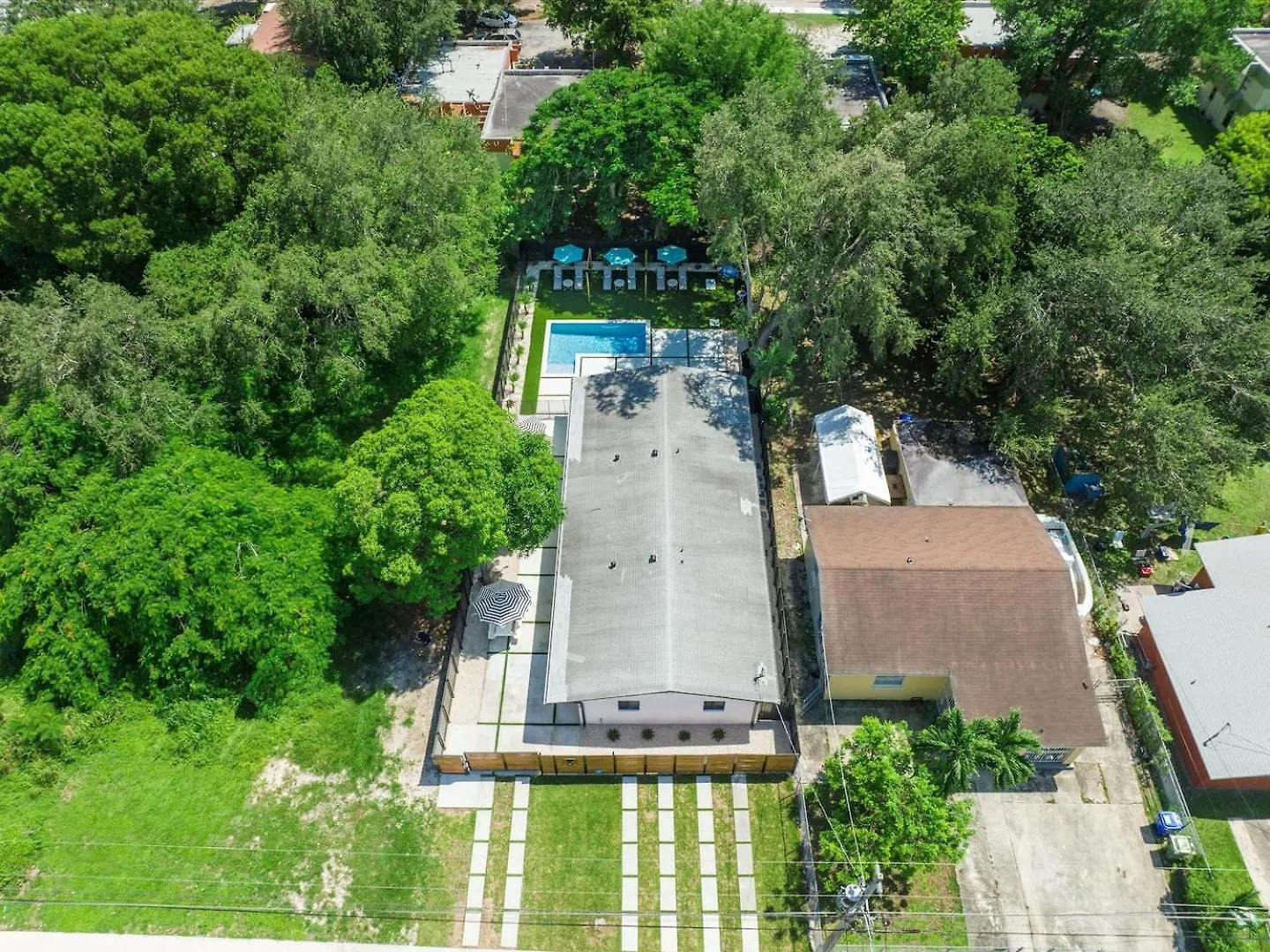 Daire Getaway Luxe Pool Garden & Courtyard Miami