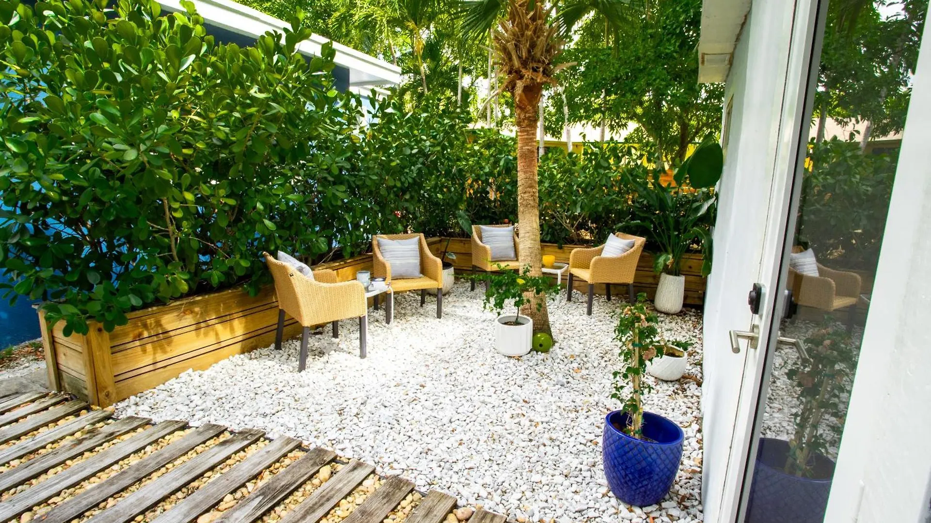 Villa Cozy Tiny - Hidden Gem! *