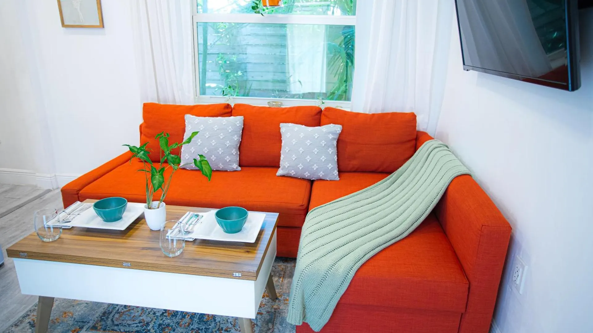 Cozy Tiny - Hidden Gem! Villa *
