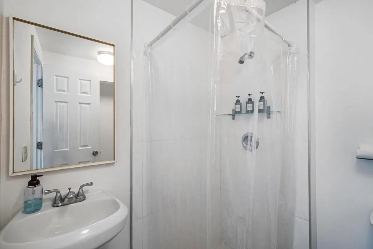 West Brickell Gem With Private Garden, 2br 2bath