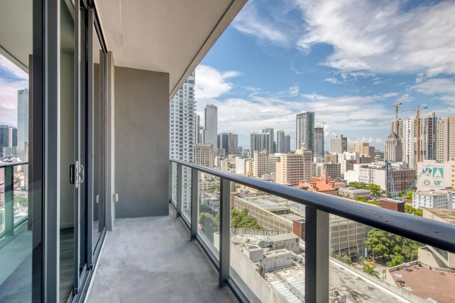 Blueground - Downtown Gym Pool Nr Shops Mia-77 Apartment *