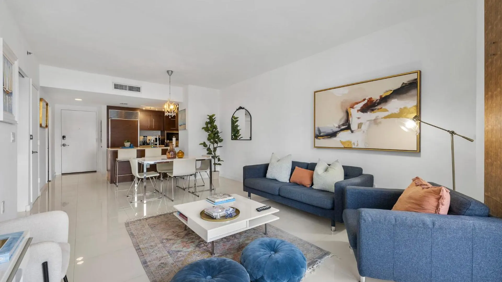 Downtown Brickell- Free Pool -gym-
