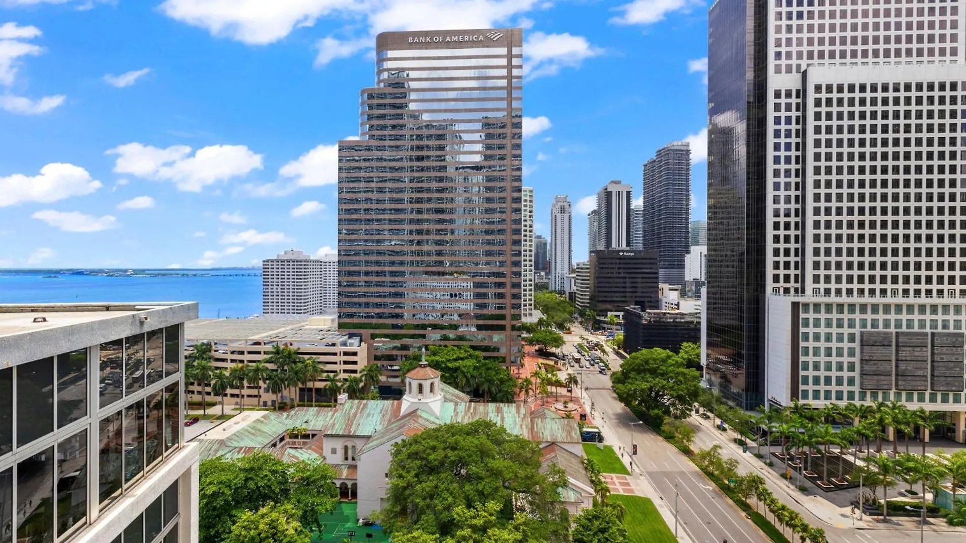 Downtown Brickell- Free Pool -gym- Miami