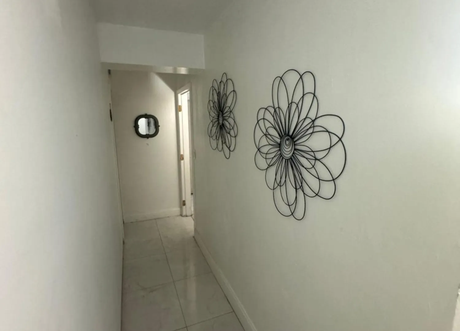 Ludge By Airport Hostel *