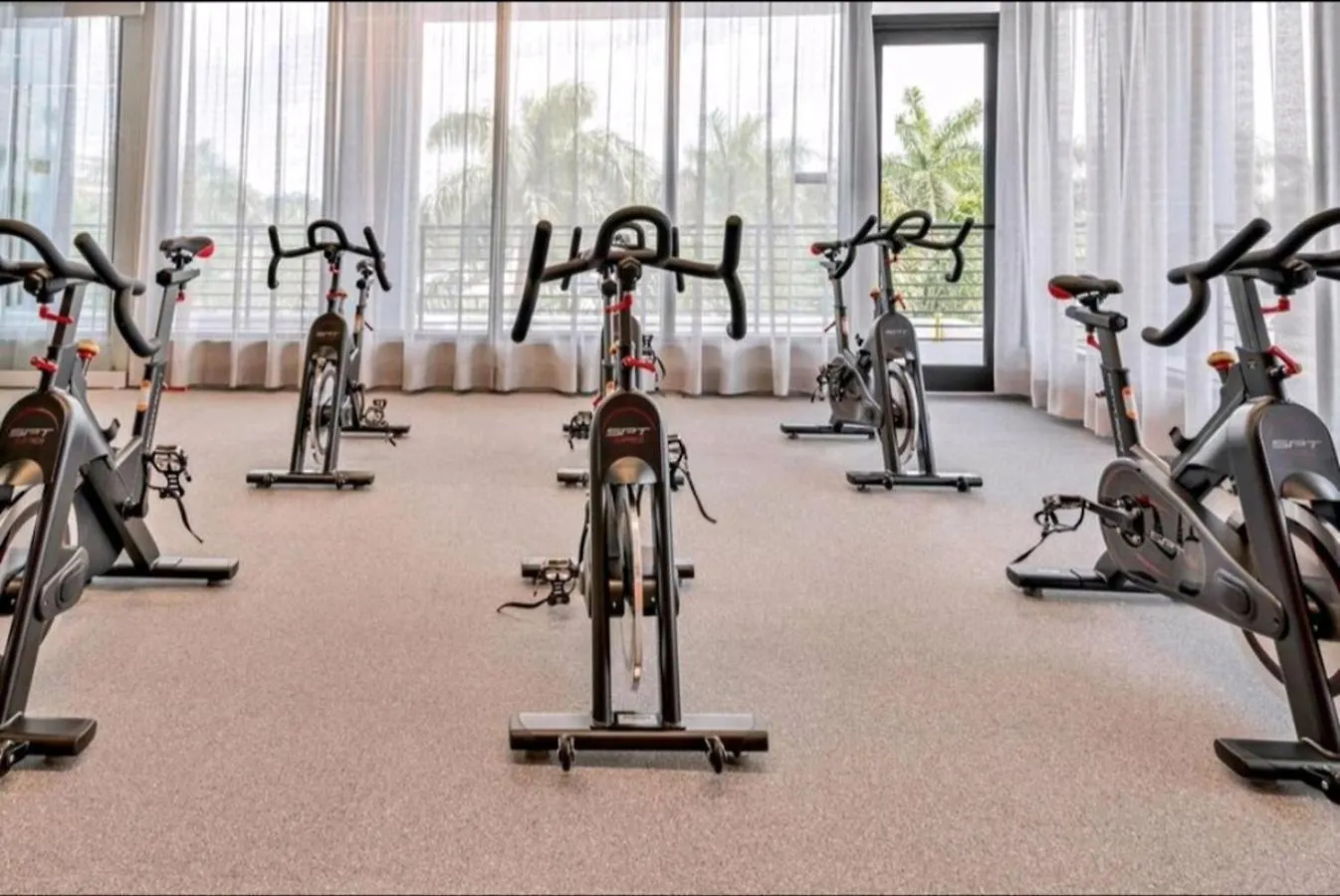 Style 1-bdrm Downtown Doral 公寓