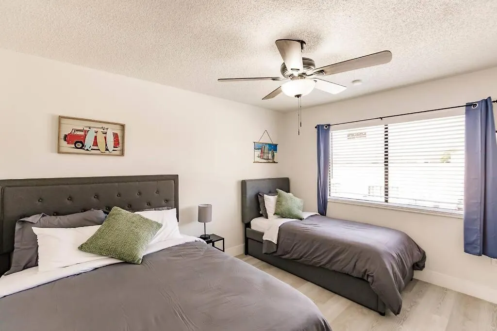Apartment Oasis 7 Mins To Dolphin Mall Mia Ps4 Games Miami