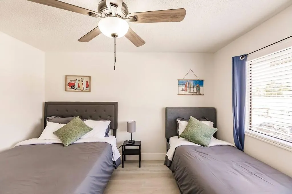 Oasis 7 Mins To Dolphin Mall Mia Ps4 Games Apartment *