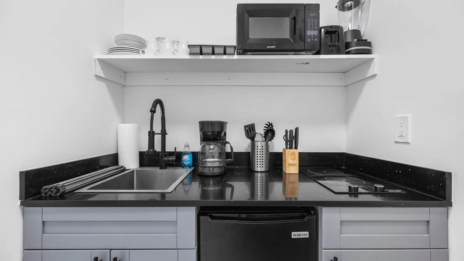 Charming 5 Minutes From Wynwood Apartment