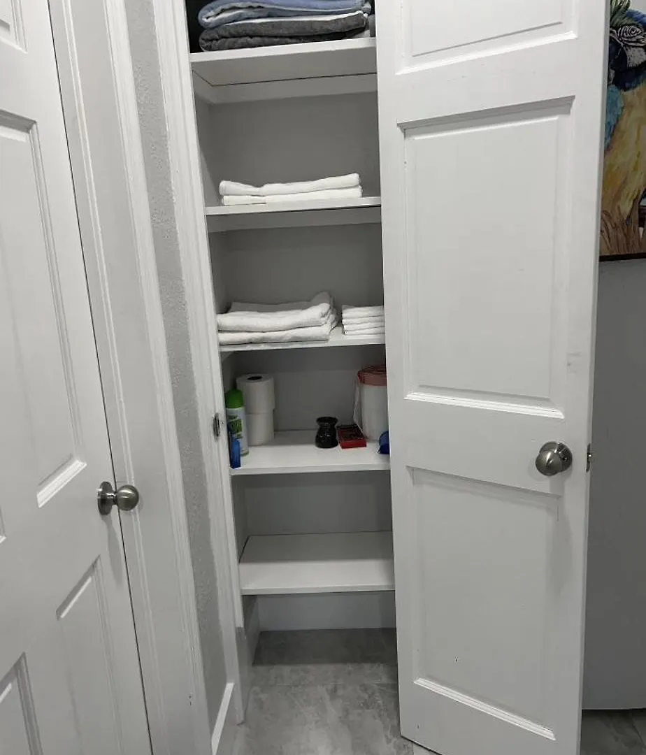 Little Gables Studio-your Escape-10min Airport Apartment *