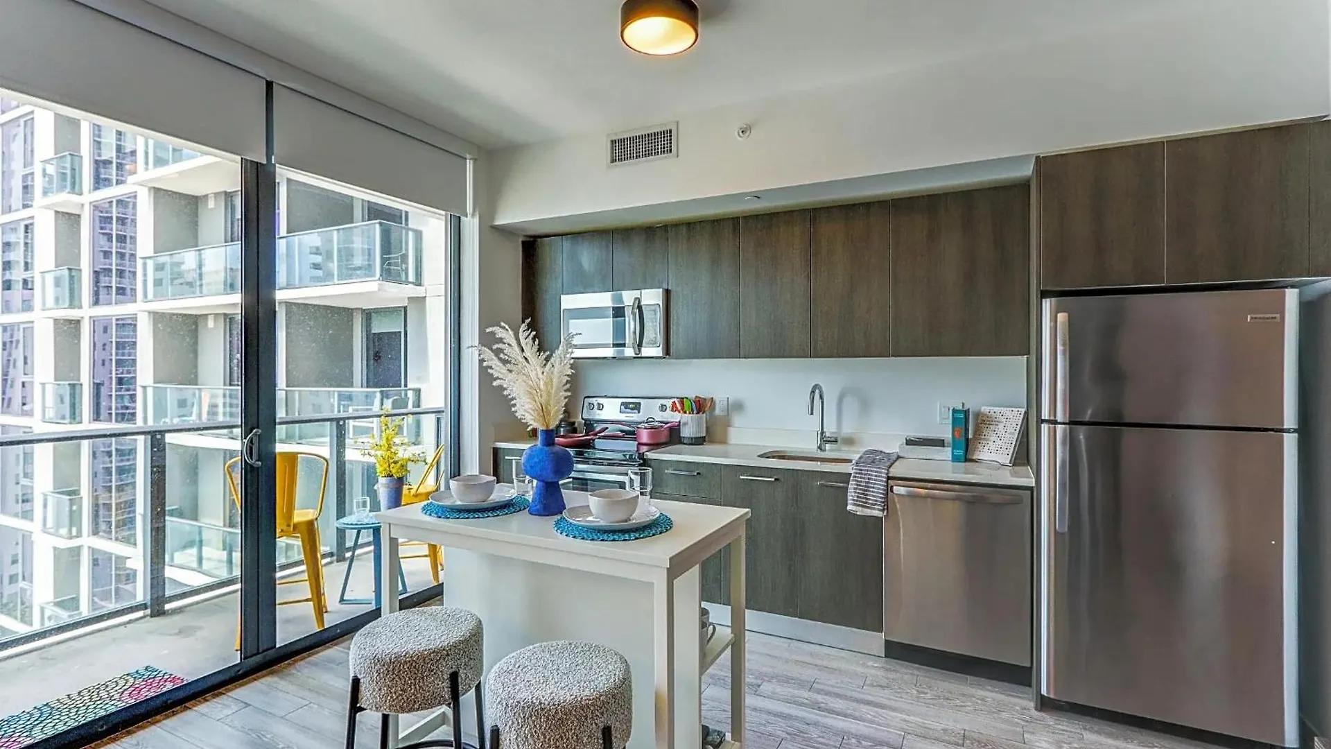 Dt Apartment *