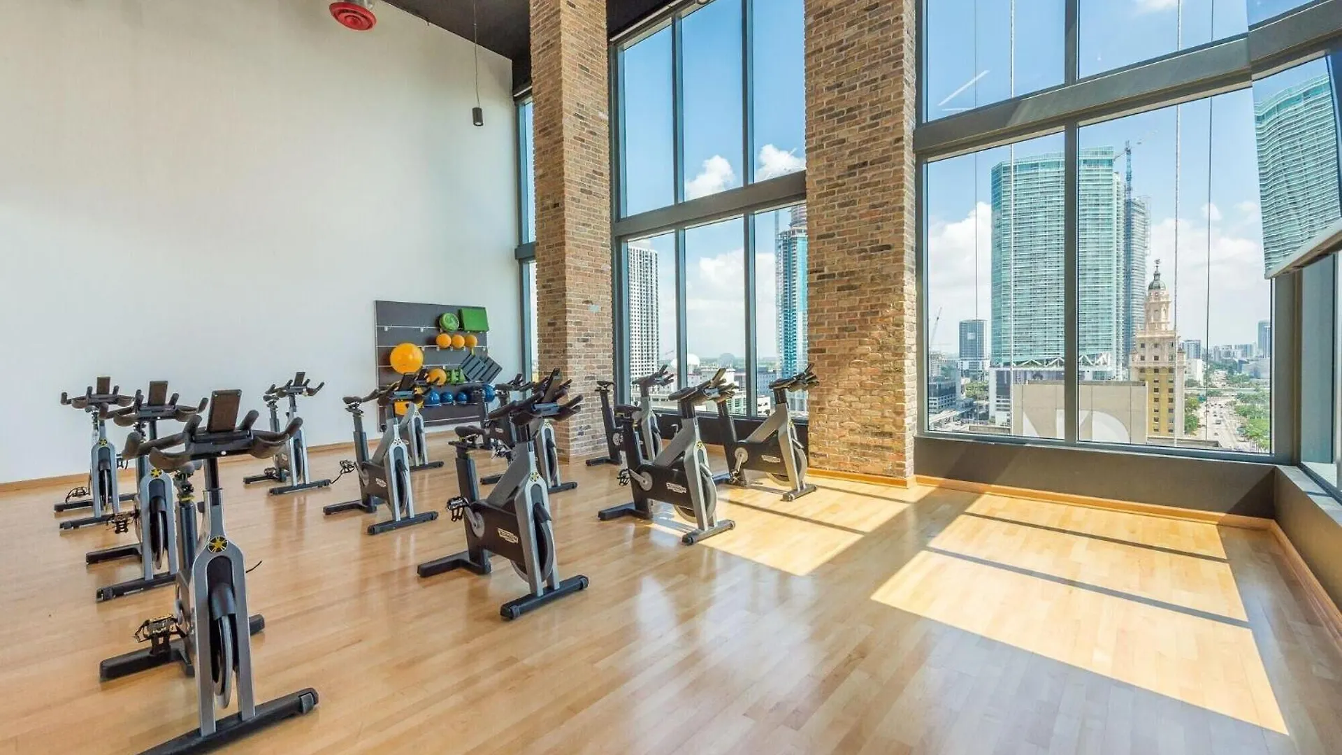 Apartment Exceptional In The Heart On Downtown Miami