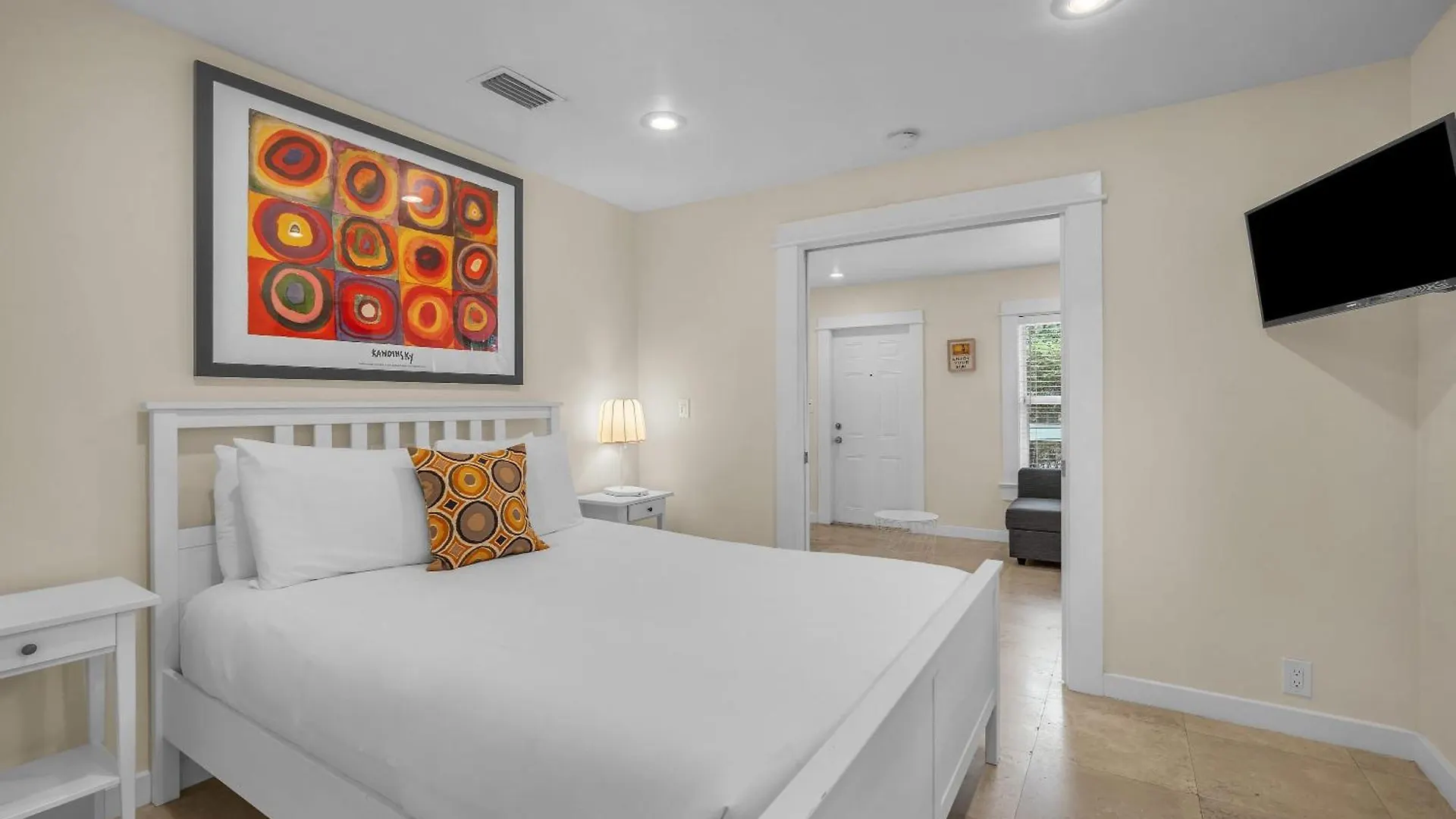 Holiday home Renovated Grove -near Coconut Grove *