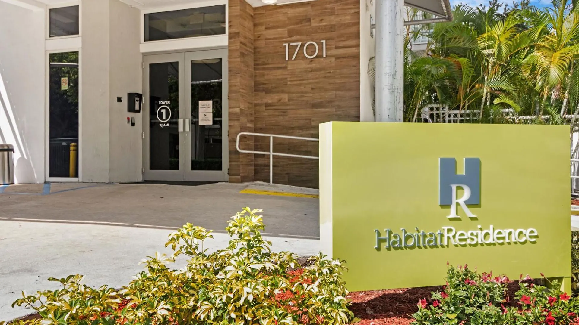 Roami At Habitat Brickell