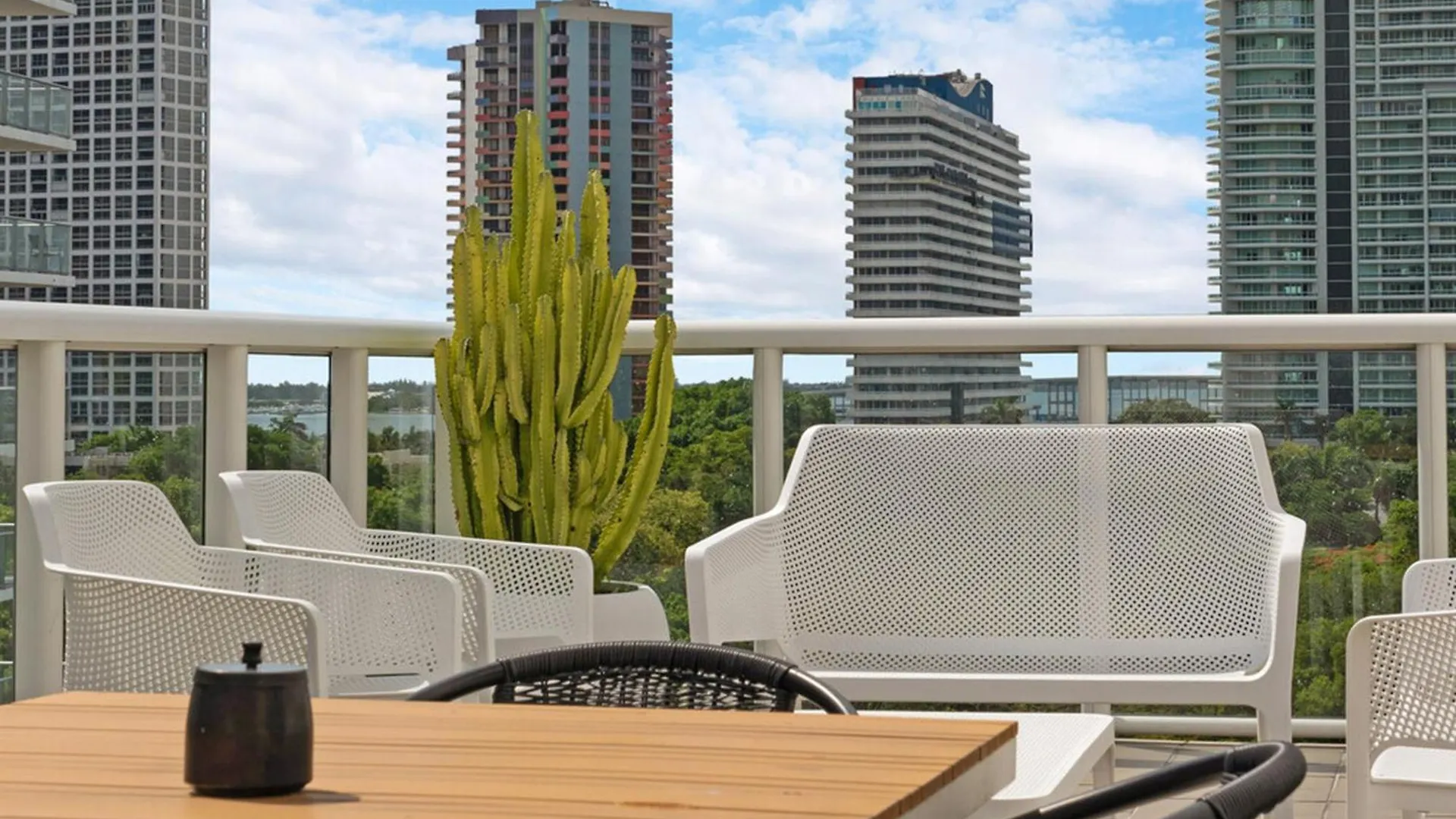Aparthotel Roami At Habitat Brickell