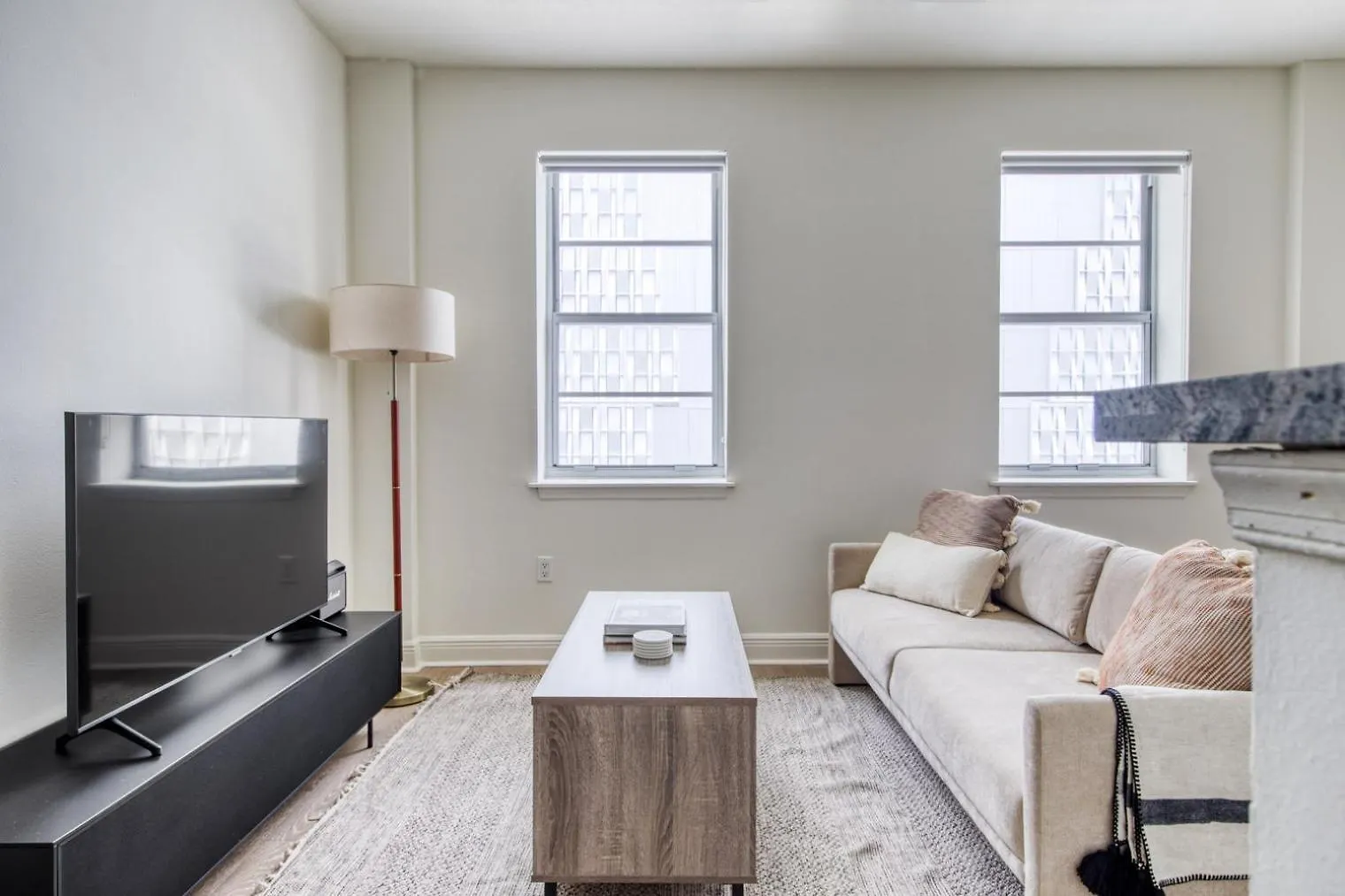 Downtown 1 Bedroom W Wd Near Bus Stations Mia-29 Apartment Miami