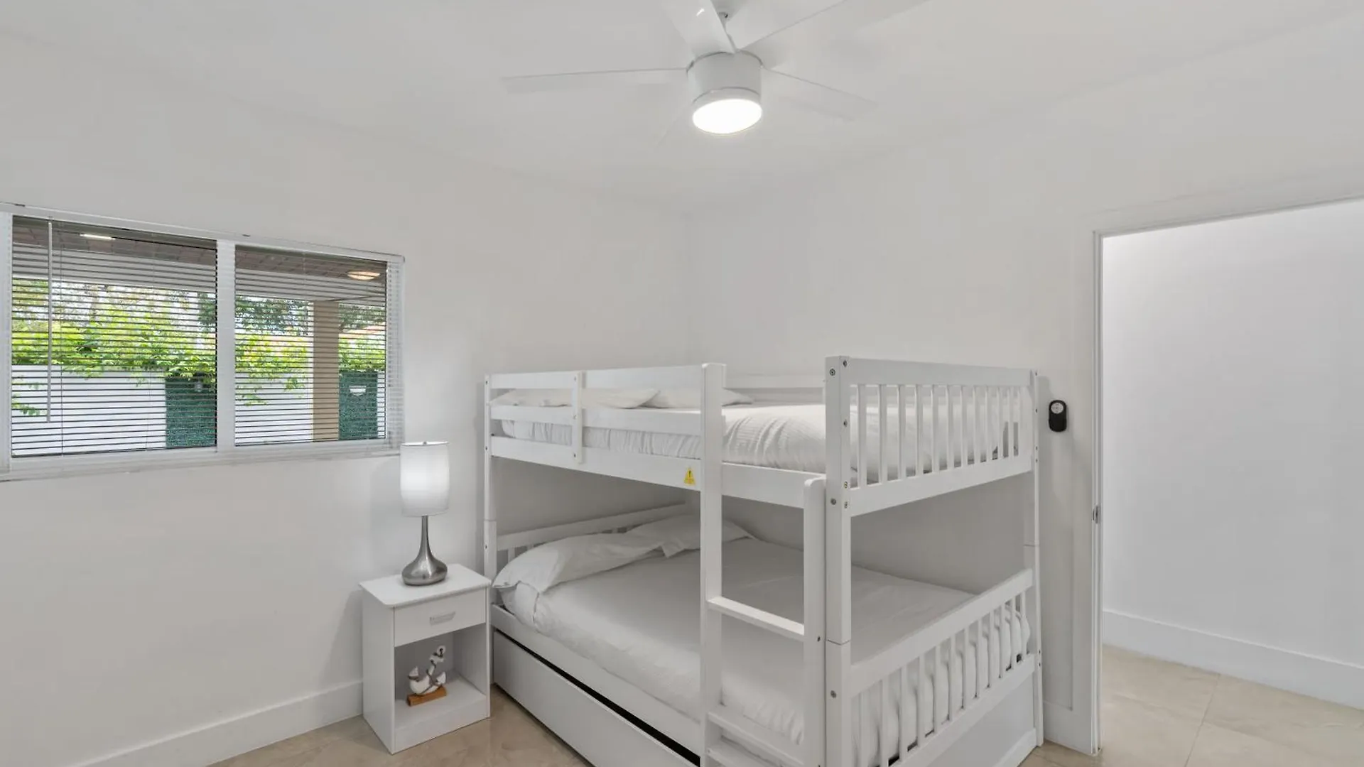D'mauchi House Villa Miami