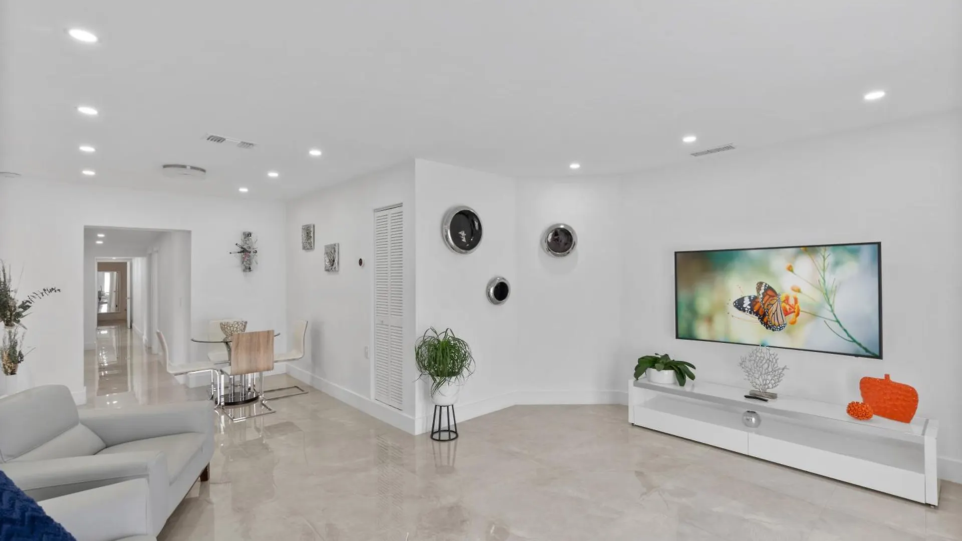 D'mauchi House * Miami