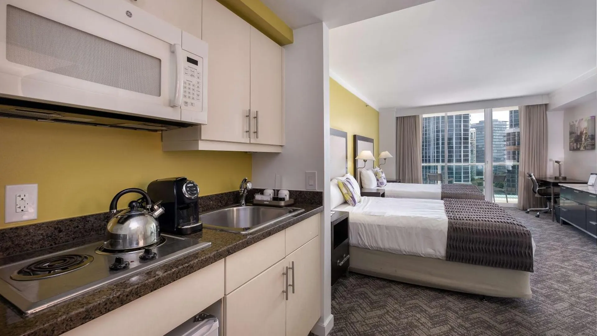 Arya Bw Premier Collection Hotel