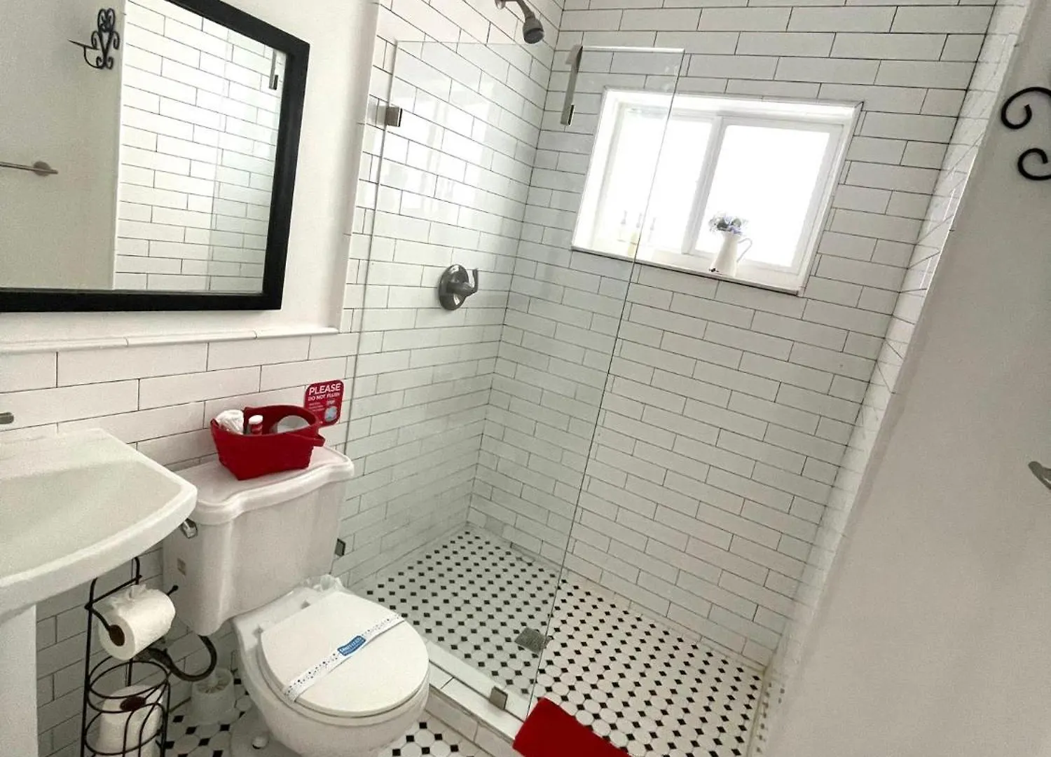 Private Blocks From Coconut Grove Apartment Miami