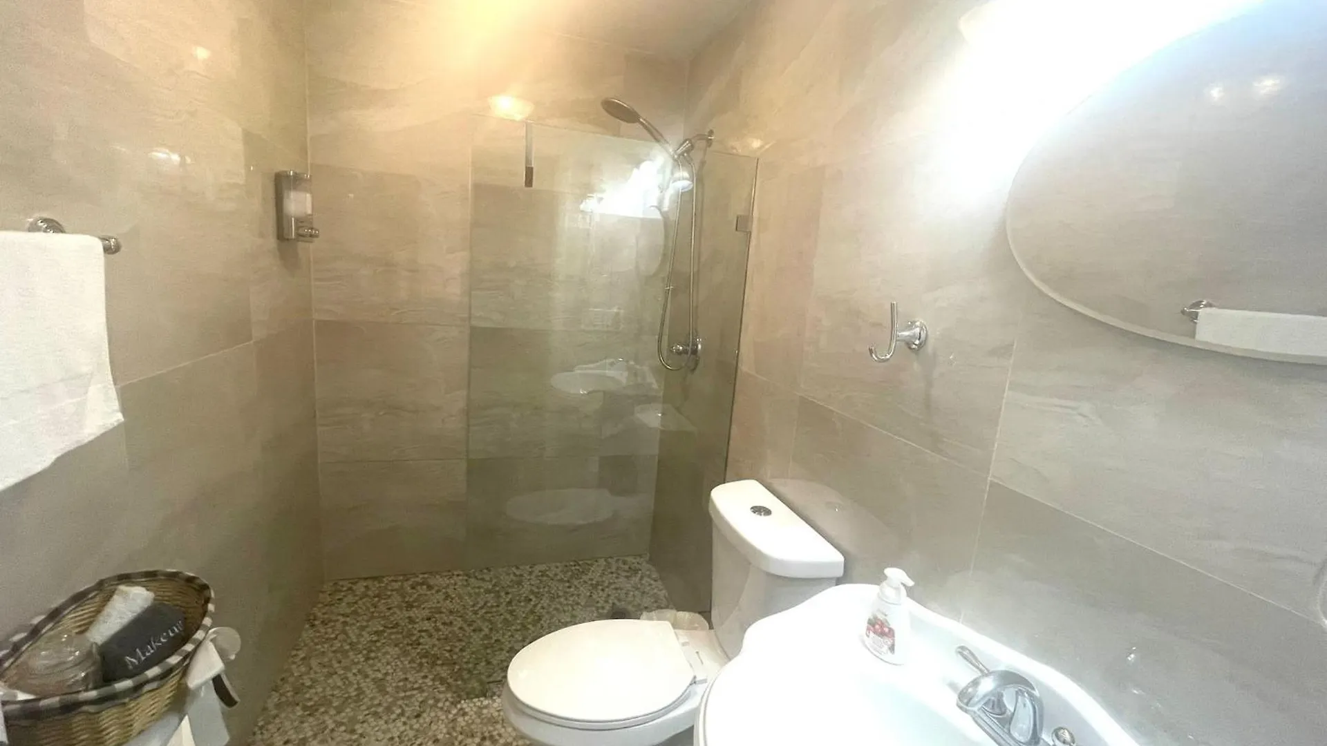 Homestay Relax And Unwind In Little Havana *
