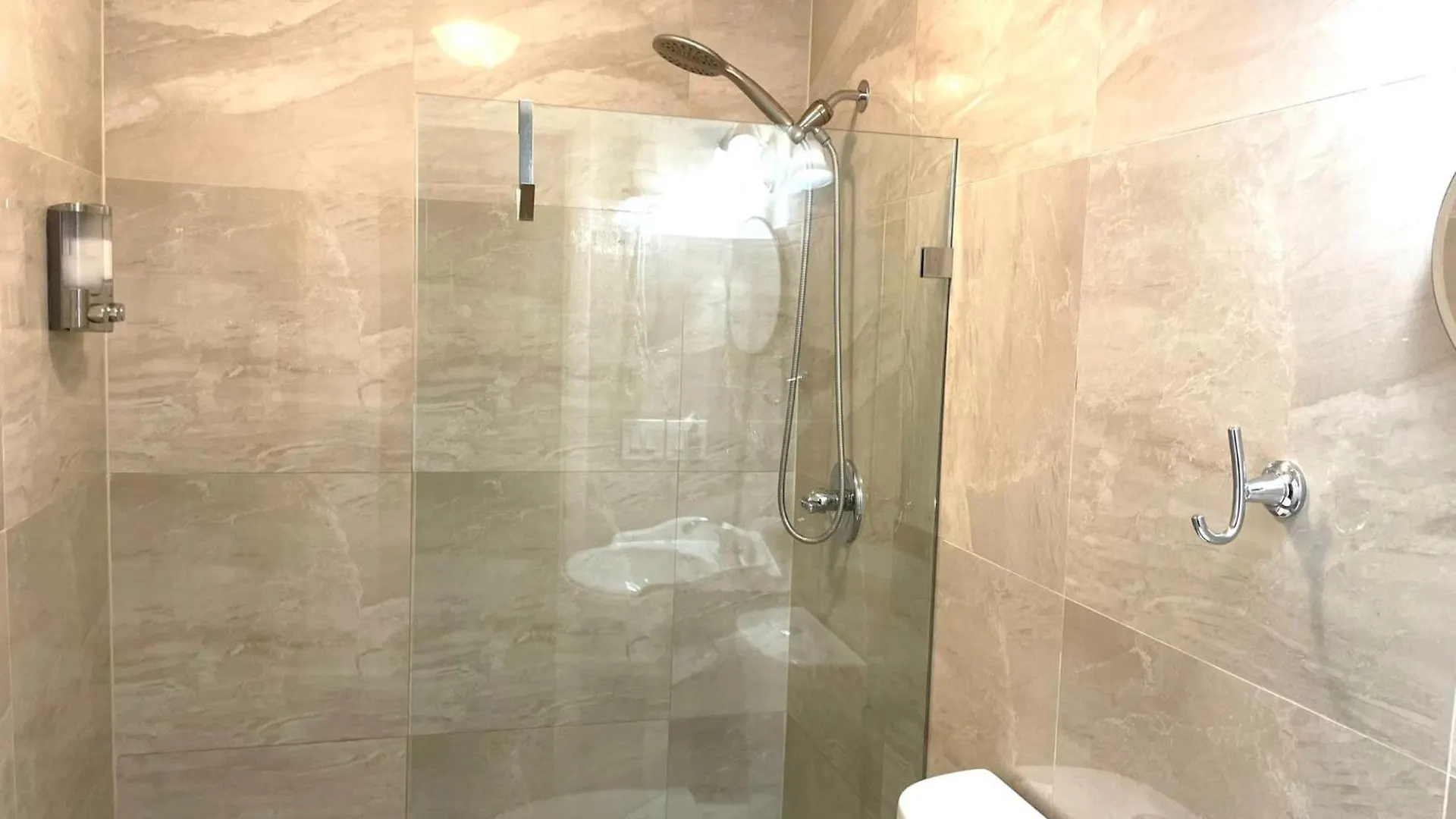 Relax And Unwind In Little Havana Homestay Miami